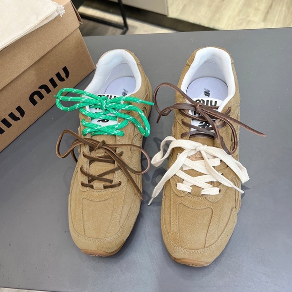 New Balance Shoes - Miu Miu × New Balance Co-Branded Retro Sneakers